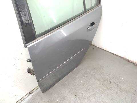Foto 2ª: Puerta Trasera Izquierda Volkswagen Golf 2.0 116CV 85KW