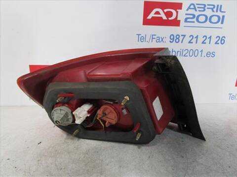 Foto 2ª: Piloto Trasero Derecho Hyundai Elantra 2.0 CRDI 113CV 83KW [D4EA] (2005)