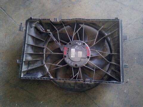 Foto 1ª: Electroventilador Mercedes Clase C 160 C 220 CDI LA) 203.708) COUPE 150CV 110KW [646963] (2006)