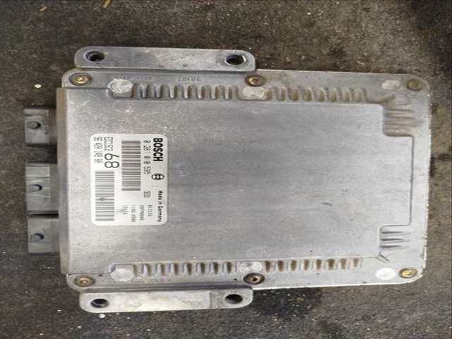 Foto 3ª: Centralita Motor ECU Citroen Xsara PICASSO (2001)