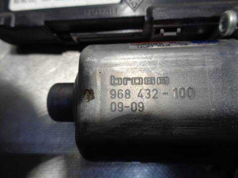Foto 2ª: Elevalunas Eléctrico Delantero Izquierdo Renault Megane BERLINA 115CV 84KW III BERLINA 5 P [K9K 832] (2010)