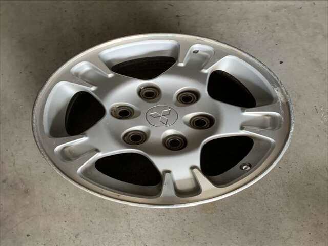 LLanta Chapa Mitsubishi Montero 3.2 DID 160CV