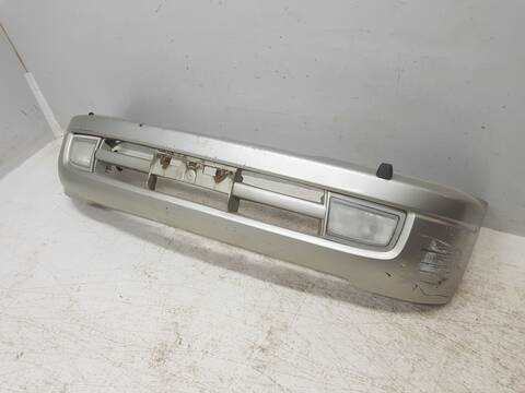 Foto 2ª: Paragolpes Delantero Toyota Land Cruiser D4-D VX 5-PTAS.) (1996)