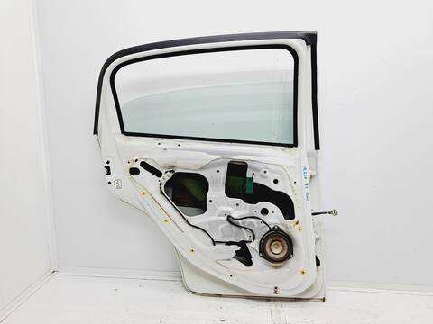 Foto 2ª: Puerta Trasera Izquierda Fiat Punto DYNAMIC 75CV 55KW [199A9000] (2013)