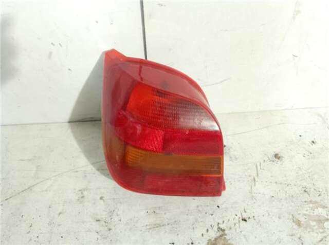 Piloto Trasero Izquierdo Ford Fiesta 1.6 SURF [1.6 LTR. - 76 KW CAT]