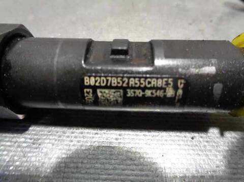 Foto 4ª: Inyectores Ford Mondeo AMBIENTE 06.2003 ) D) BERLINA 130CV 96KW [FMBA] (2004)