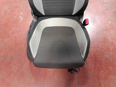 Foto 2ª: Asiento Delantero Derecho Volkswagen Scirocco CUUB (2017)