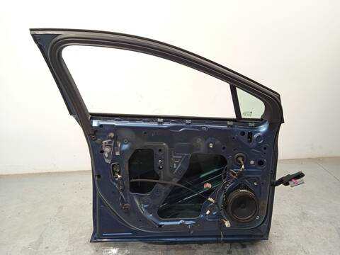 Foto 4ª: Puerta Delantera Izquierda Opel Astra 1.4 TURBO 35) 125CV 92KW [LE2] (2017)