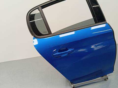 Foto 2ª: Puerta Trasera Derecha Peugeot 208 1.2 PURETECH 100 101CV 74KW [HNK (EB2ADTD)] (2020)