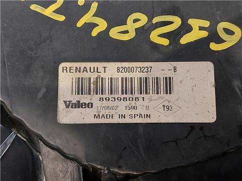 Foto 3ª: Piloto Trasero Derecho Renault Megane 1.5 DCI BM0F CM0F) 82CV 60KW II BM0/1_ CM0/1_) [K9K 722] (2002)