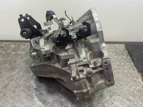 Foto 2ª: Caja Cambios Toyota Yaris 1NR (2014)