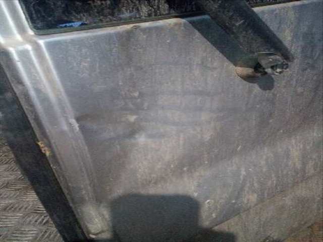 Foto 4ª: Puerta Trasera Derecha Nissan Primastar 101CV 74KW