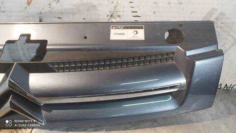 Foto 3ª: Rejilla Delantera Citroen Berlingo FIRST COMBI 1 6 HDI 75 SX 75CV 55KW [D-9HW] (2010)