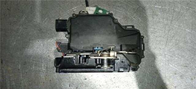 Foto 2ª: Cerradura Puerta Trasera Izquierda Volkswagen Bora 1.9 TDI (100) [ATD]