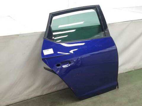 Foto 3ª: Puerta Trasera Derecha Seat Leon 2.0 TDI 150CV [CKFC] (2012)