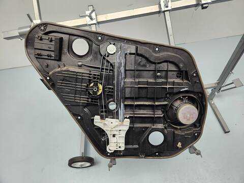 Foto 2ª: Elevalunas Manual Trasero Derecho Hyundai i40 STYLE 141CV 104KW [D4FD] (2015)