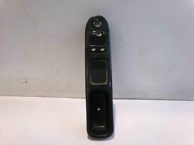 Botonera Elevalunas Peugeot 307 1.4 G 2005-2007