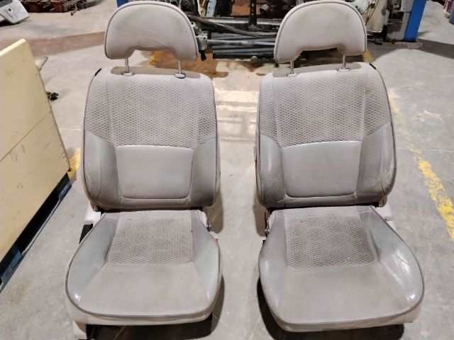 Foto 1ª: Asiento Delantero Derecho Nissan Patrol 3.0 D ZD30 GU3 3P BINDADO (2003)