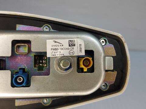 Foto 2ª: Antena Jaguar E Pace 2.0 D150 AWD 150CV X540) [204DTD(AJ20D4) 204DTF(AJ20D4)] (2017)