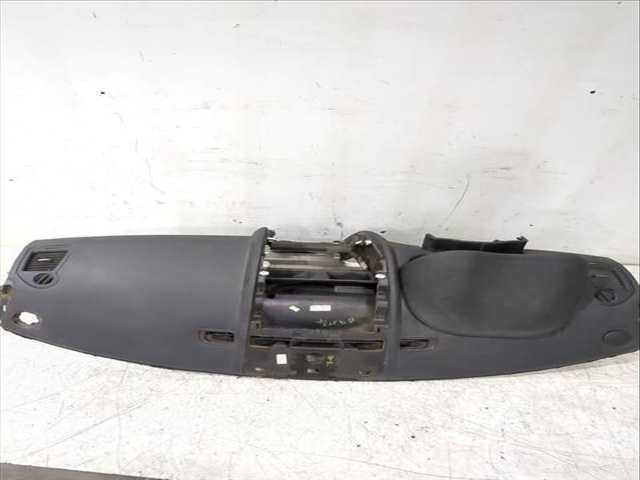 Salpicadero Renault Megane 1.5 DCI LM1F) 86CV 63KW II SEDAN LM0/1_)
