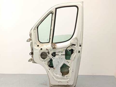 Foto 4ª: Puerta Delantera Derecha Citroen Jumper 2.2 HDI 130 130CV 96KW FURGONETA [4HH (P22DTE)] (2014)