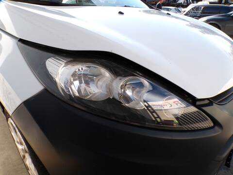 Faro Derecho Ford Fiesta SNJB
