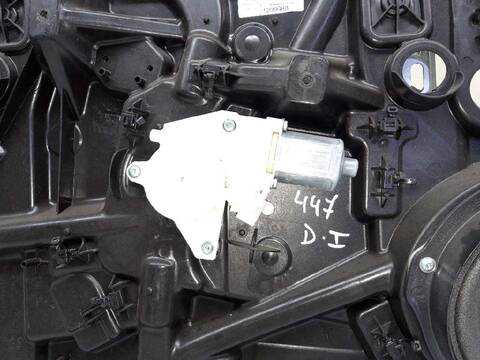 Foto 2ª: Elevalunas Eléctrico Delantero Izquierdo Mercedes Vito 88CV 65KW (2014)