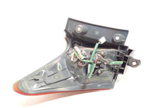 Foto 4ª: Piloto Trasero Derecho Toyota Auris 1.6 D-4D CAT 112CV 82KW [N47C16A] (2017)