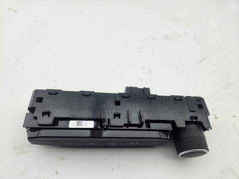 Foto 4ª: Mando Multifuncion Ford Focus ST-LINE 155CV 114KW [M0DC] (2024)