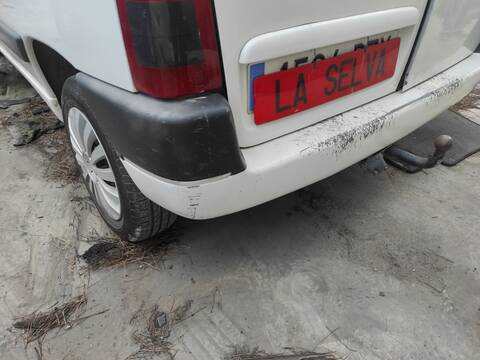 Foto 1ª: Paragolpes Trasero Peugeot Partner WJY (2002)