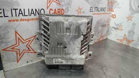Foto 1ª: Centralita Motor ECU Ford Focus TREND 116CV 85KW [T1DA] (2014)