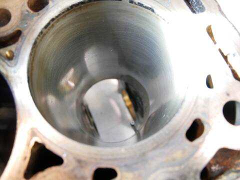 Bloque Motor Ford Transit 130 CV 96KW