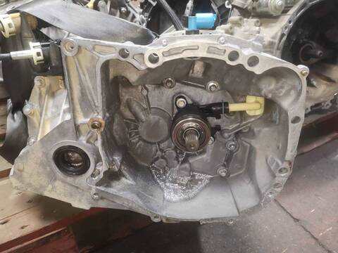 Caja Cambios Renault Clio D4F740