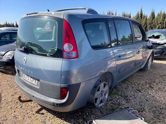 Foto 3ª: Portón Renault Espace 2.2 D 150cv [G9TJ7] (2003)