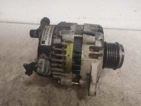 Foto 3ª: Alternador Opel Zafira A17DTR (2011)