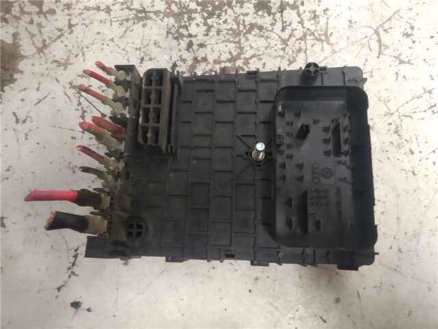 Foto 2ª: Caja Reles Fusibles Volkswagen Passat 2.0 TDI 16V [BKP]