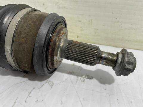 Foto 3ª: Transmision Delantera Izquierda Volkswagen Transporter T6 CARAVELLE TRENDLINE [CXHB] (2019)