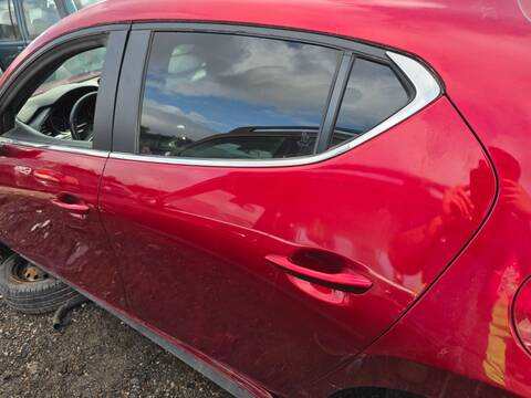 Puerta Trasera Izquierda Mazda 3 EXCLUSIVE-LINE 122CV 90KW