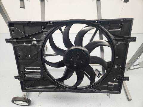 Foto 2ª: Electroventilador Volkswagen Golf STYLE 115CV [DXDE] (2024)