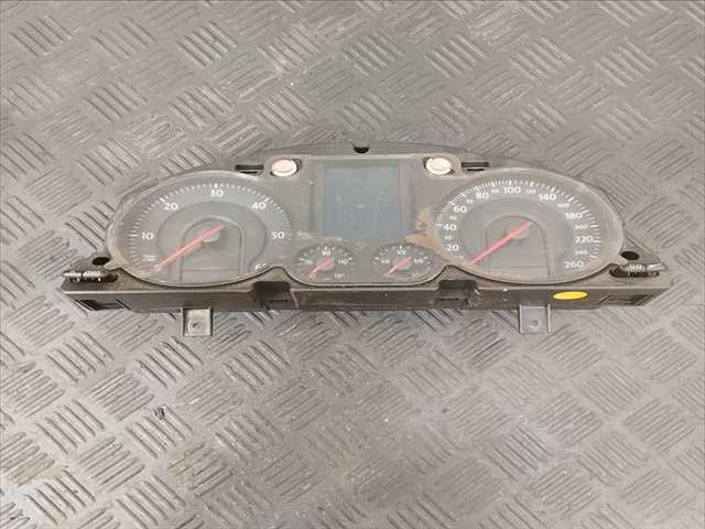 Cuadro de Instrumentos Volkswagen Passat 2.0 TDI 140CV