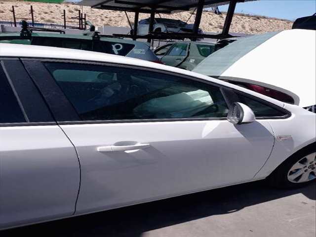 Puerta Delantera Derecha Opel Astra 1.6 CDTI 69)