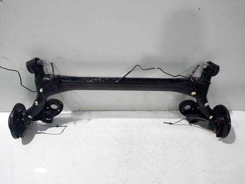 Foto 2ª: Puente Trasero Volkswagen Polo ADVANCE BLUEMOTION 90CV [CUSB] (2014)