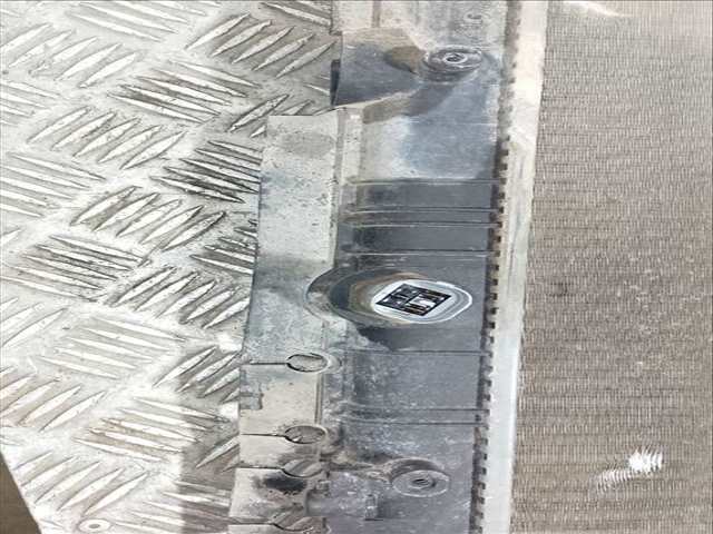 Foto 4ª: Radiador Motor Volkswagen Transporter COMBI 88CV 65KW FURGONETA [AJT] (2001)