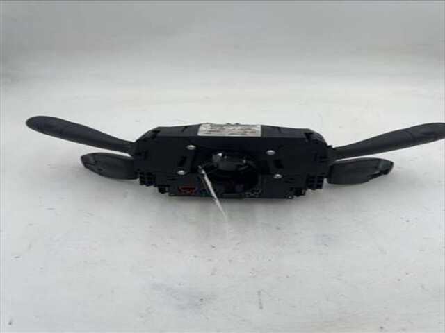 Foto 2ª: Mando Multifuncion Peugeot 407 2.0 ST SPORT PACK [2.0 LTR. - 100 KW 16V HDI CAT (RHR - DW10BTED4)]