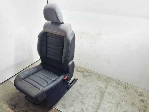Foto 2ª: Asiento Delantero Derecho Citroen C3 FEEL AIRCROSS 110CV 81KW [YH01] (2023)