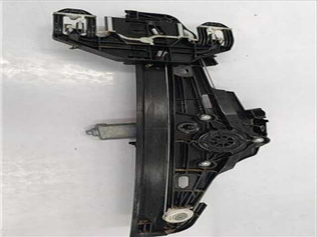 Foto 3ª: Elevalunas Eléctrico Trasero Derecho Opel Astra 1.2 FPHNSL FPHNSR) 131CV 96KW [HNS (EB2ADTS)] (2023)