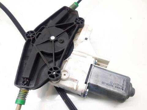 Foto 3ª: Elevalunas Eléctrico Delantero Derecho Audi A4 E 136CV 100KW [CAGB] (2010)