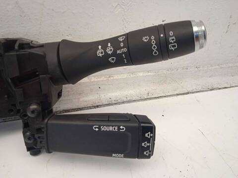 Foto 2ª: Mando Luces Renault Clio INTENS 101CV 74KW [H4D460] (2020)