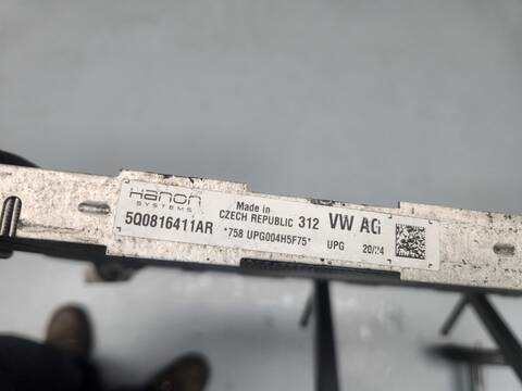 Foto 3ª: Radiador Calefaccion A.A. Volkswagen Touran LIFE 149CV 110KW [DXPA] (2024)