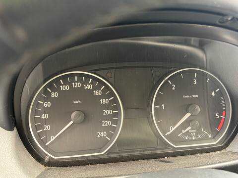Cuadro de Instrumentos Bmw Serie 1 114 204D4 BERLINA